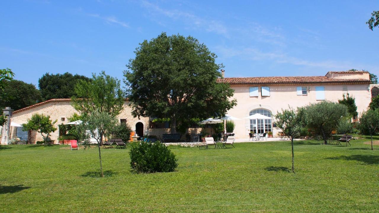 Hotel Le Moulin Du Chateau Saint-Laurent-du-Verdon Exterior photo