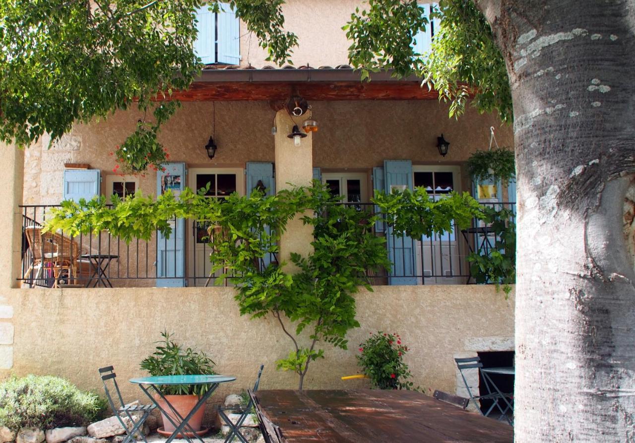 Hotel Le Moulin Du Chateau Saint-Laurent-du-Verdon Exterior photo