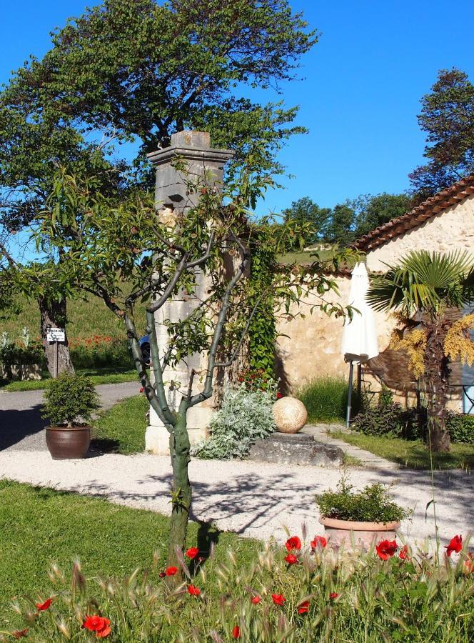 Hotel Le Moulin Du Chateau Saint-Laurent-du-Verdon Exterior photo